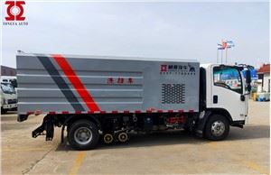 Water Clean Sweeper Truck